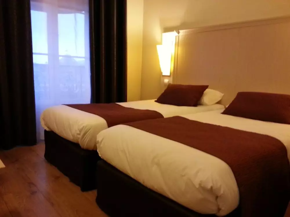 هتل دربی ایفل پاریس