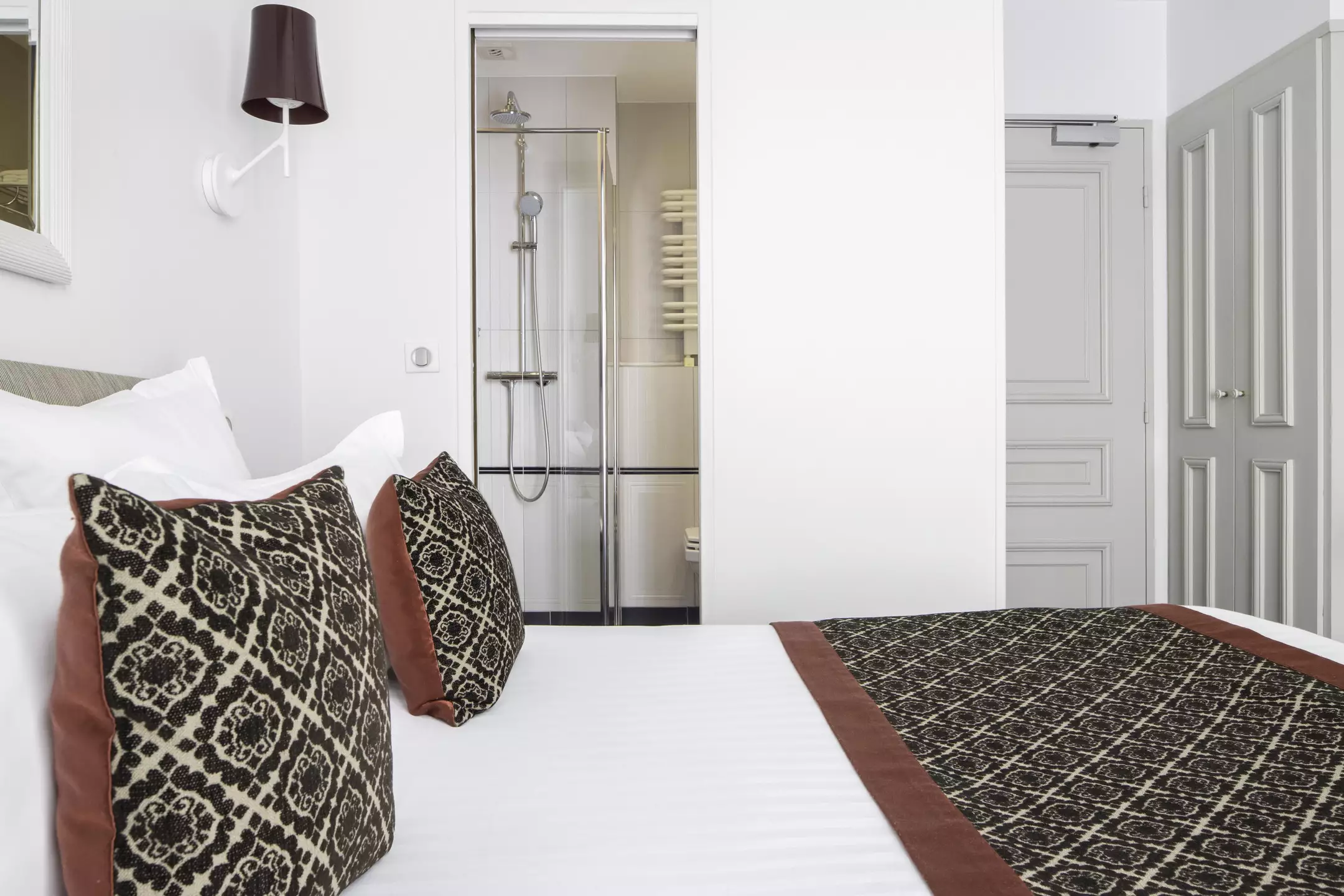 هتل Hôtel Bradford Elysées پاریس