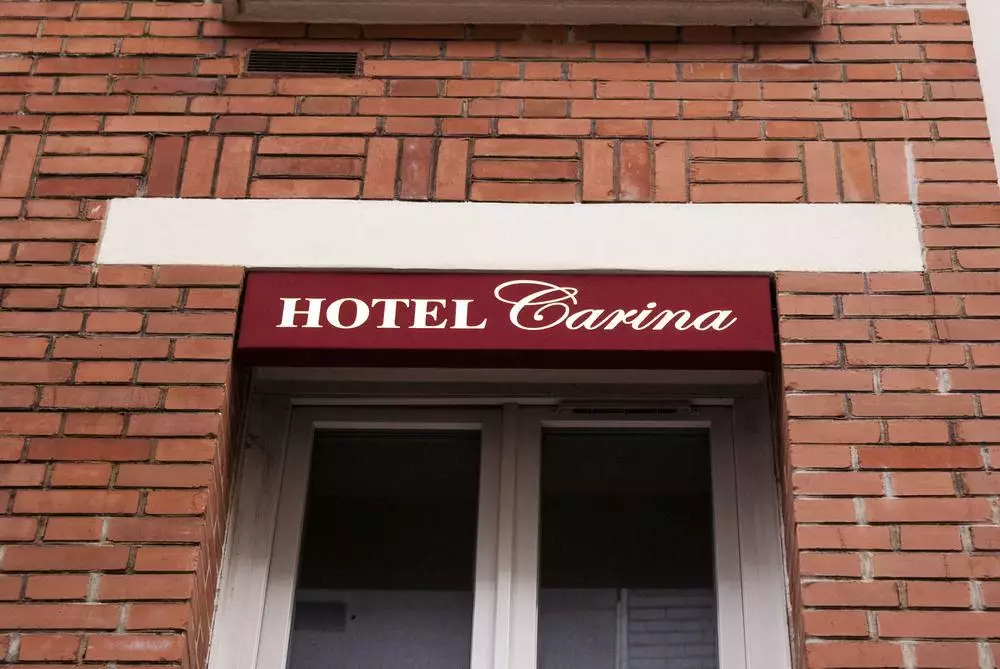 هتل Hotel Carina Tour Eiffel پاریس