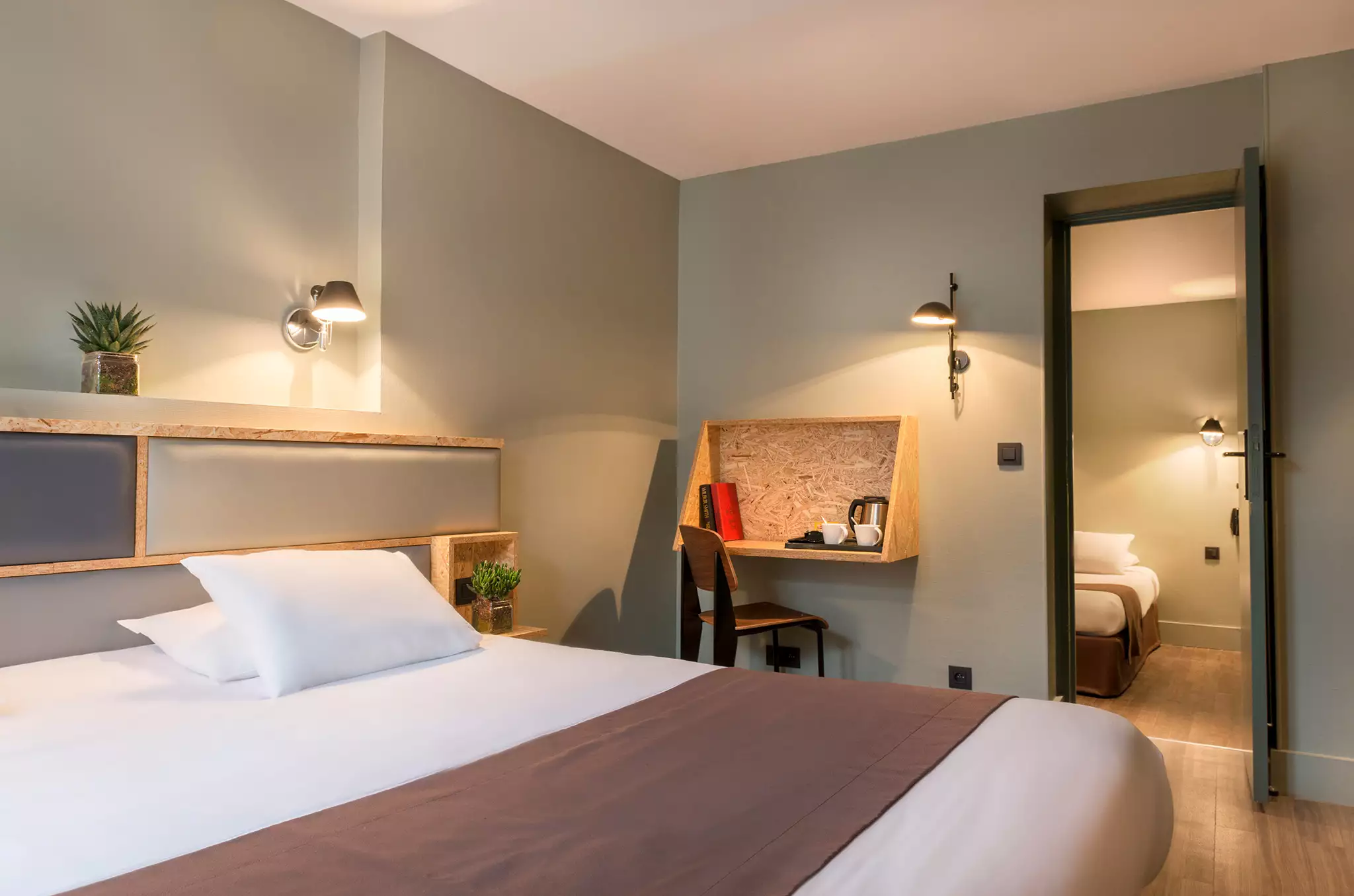 هتل Hôtel Basss پاریس