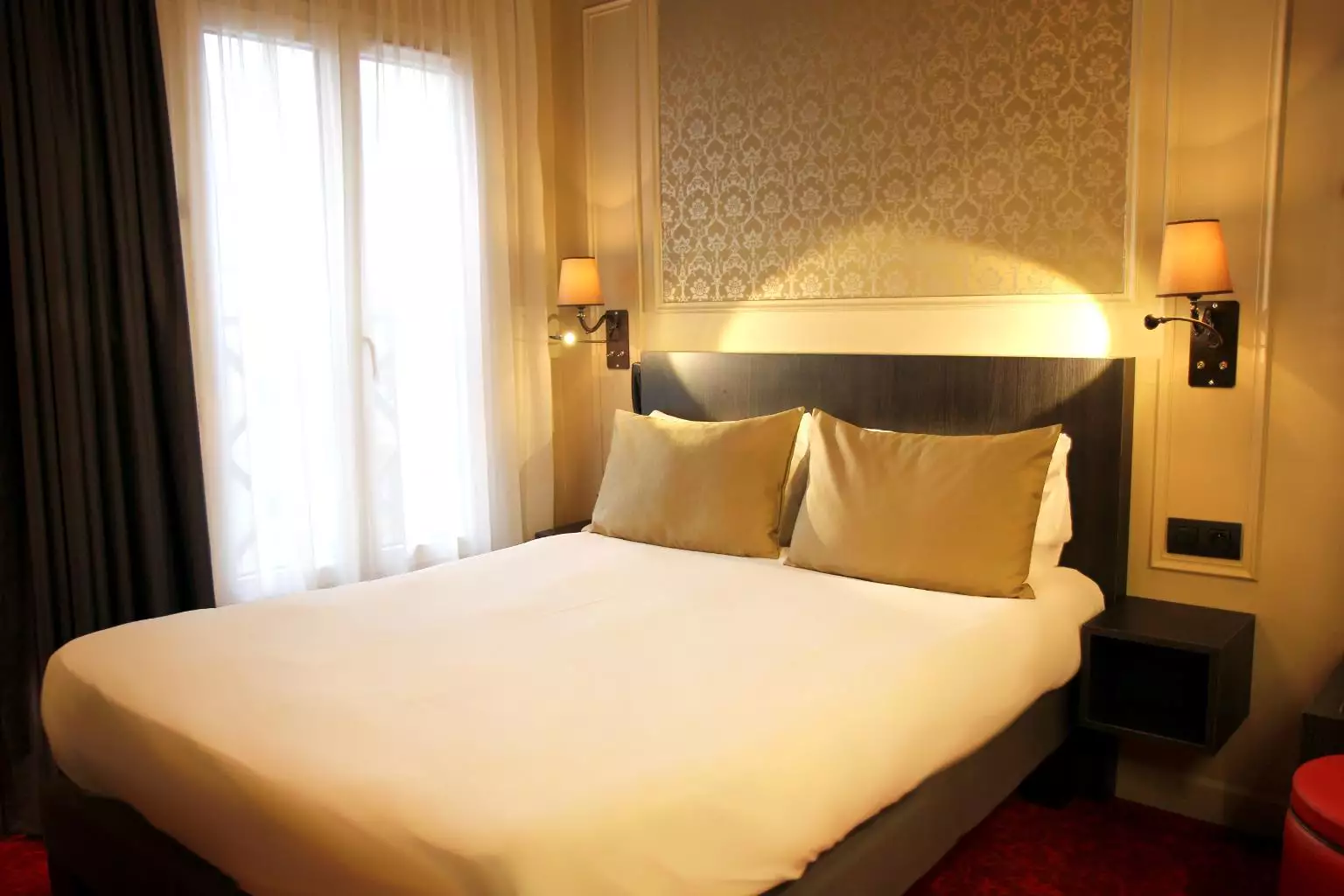 هتل Best Western Hotel Le Montmartre Saint-Pierre پاریس