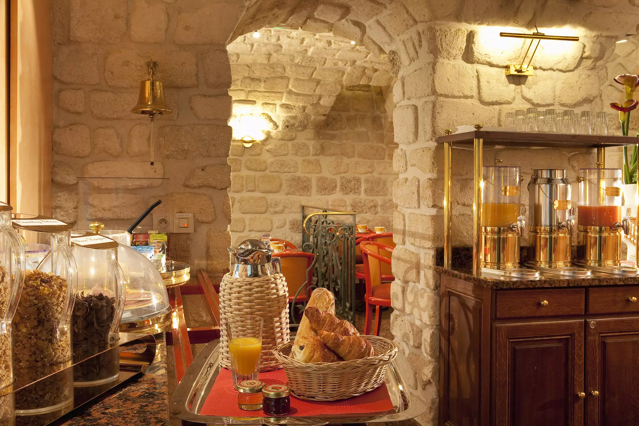 هتل Duquesne Eiffel پاریس