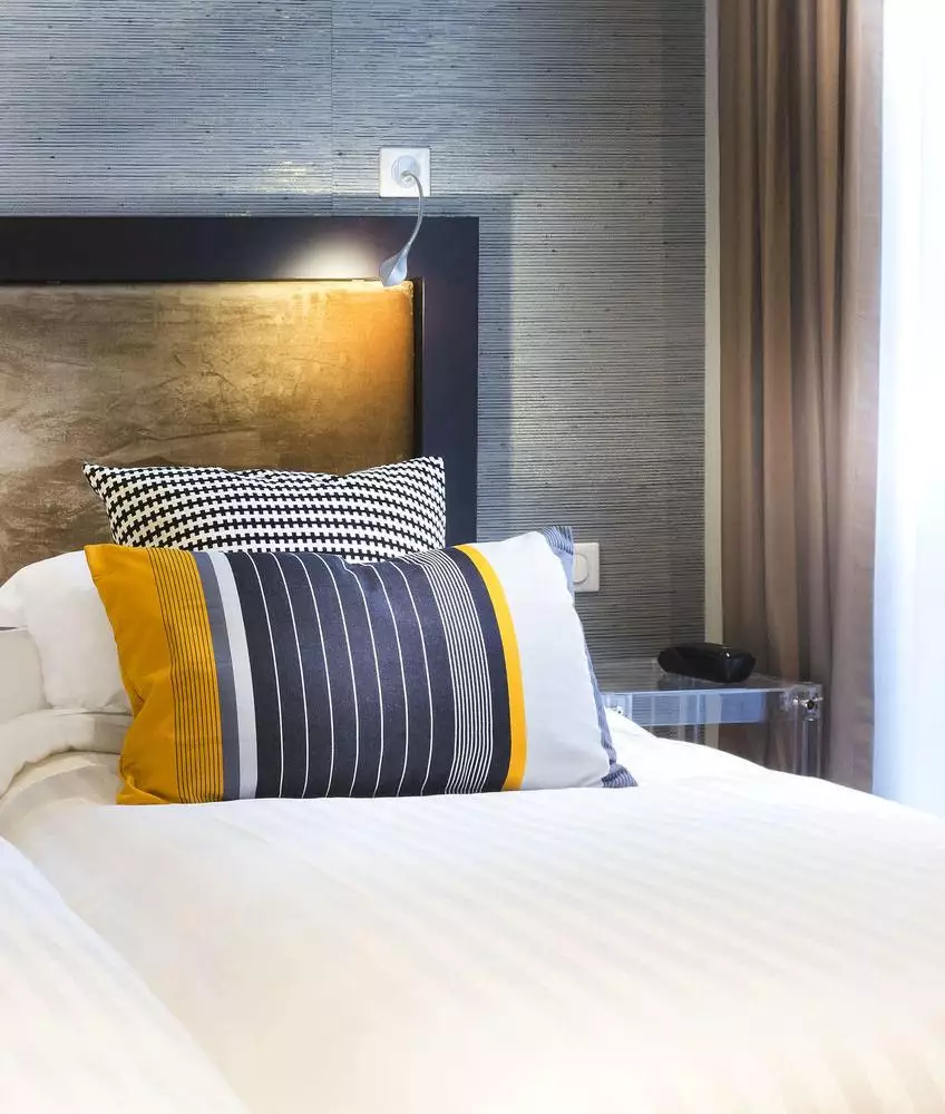 Alibaba https://cdn.alibaba.ir/ostorage/hotel-accommodation-images/6888ab2cac13a7ed0d8594f0_Paris-Hotel-International-Paris-0.webp