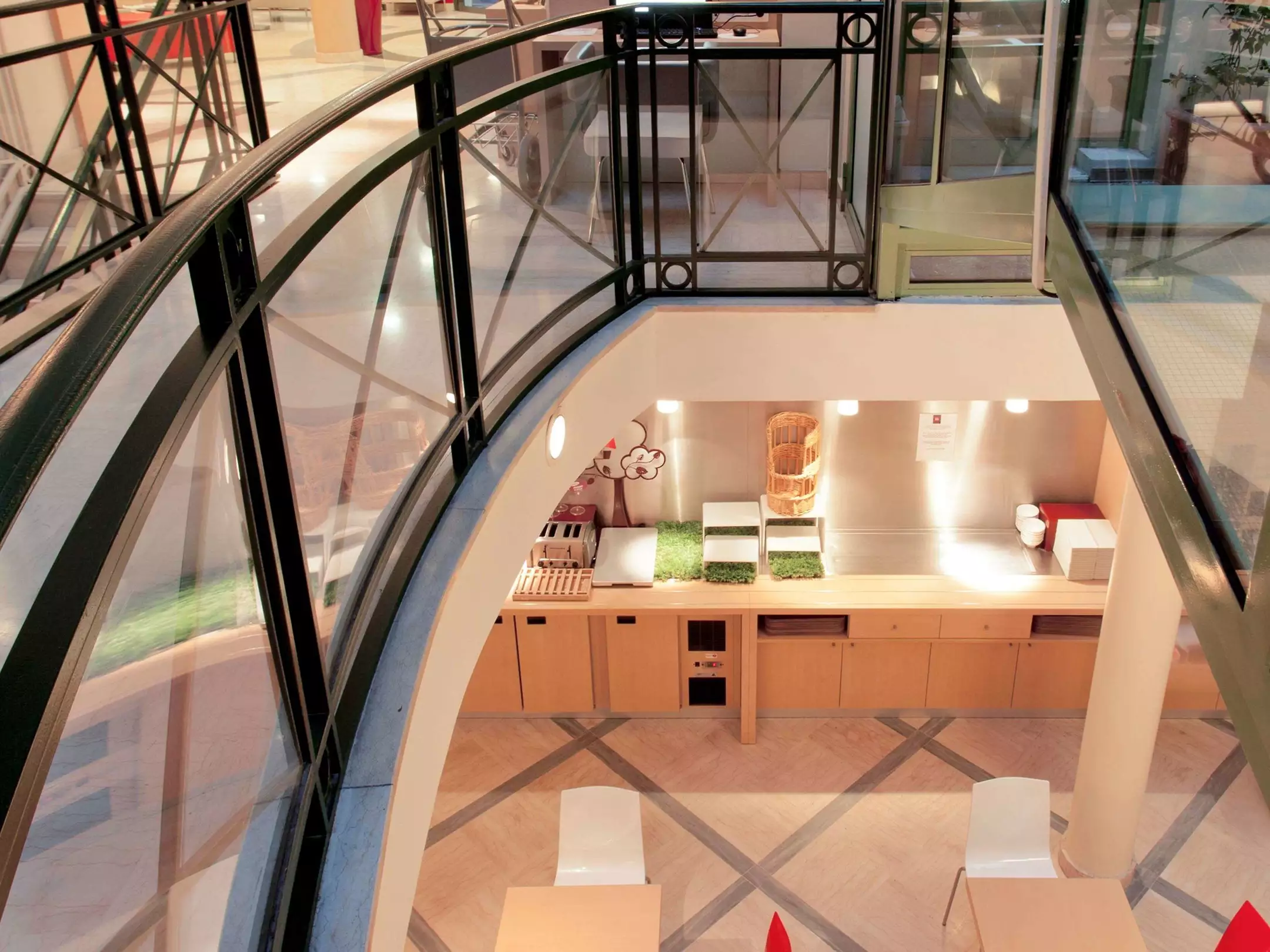 هتل Hôtel Ibis Paris Opéra La Fayette 9ème پاریس