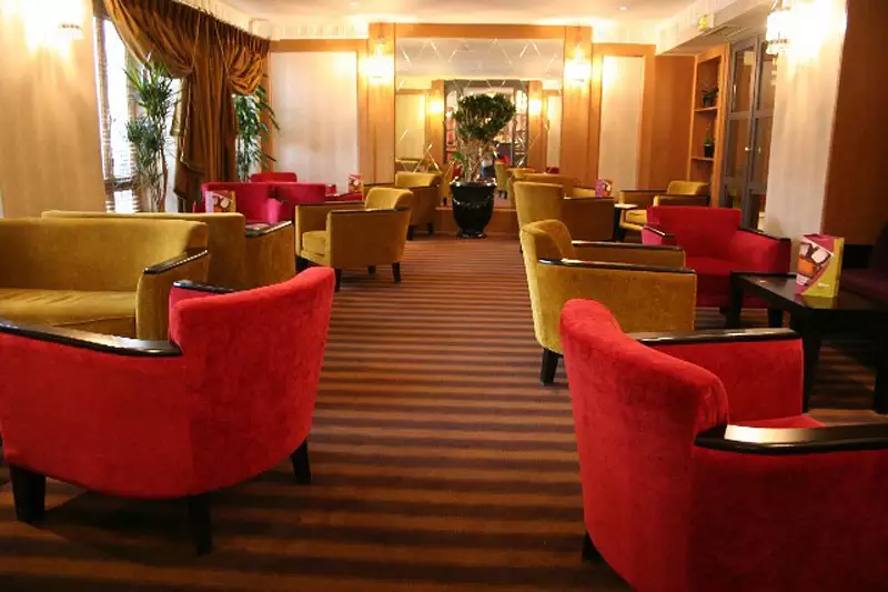 هتل 25hours Hotel Terminus Nord پاریس
