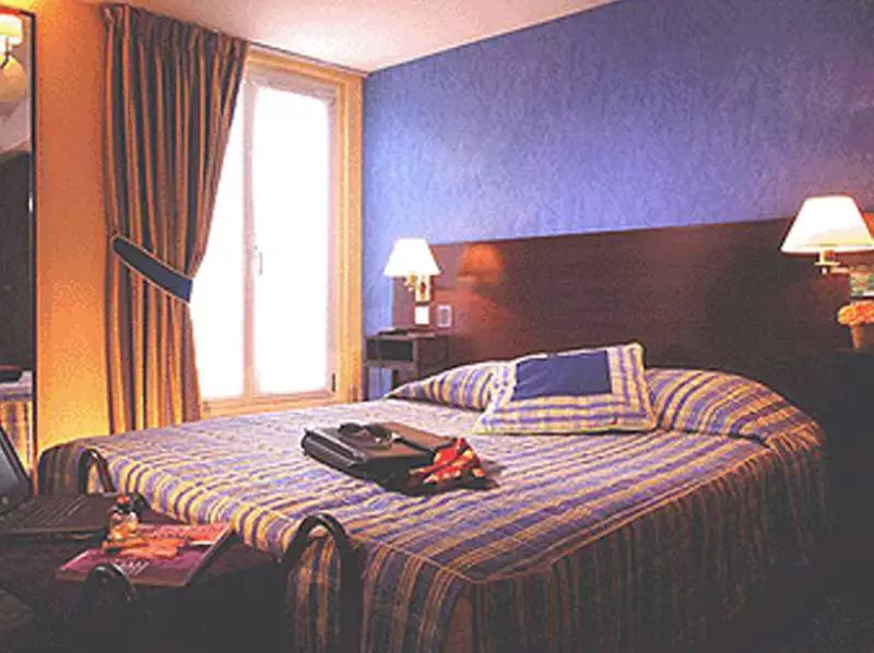 هتل Mercure Paris Opéra Garnier Hotel & Spa پاریس