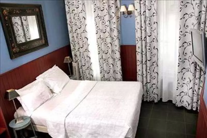 هتل Monte Carlo پاریس