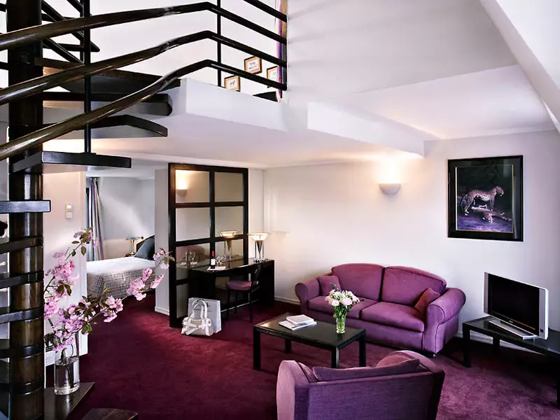 Alibaba https://cdn.alibaba.ir/ostorage/hotel-accommodation-images/6888af4dac13a7ed0d859d02_Paris-La-Residence-du-Roy-0.webp