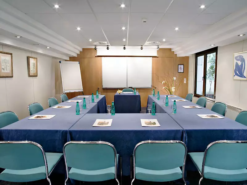 هتل La Residence du Roy پاریس