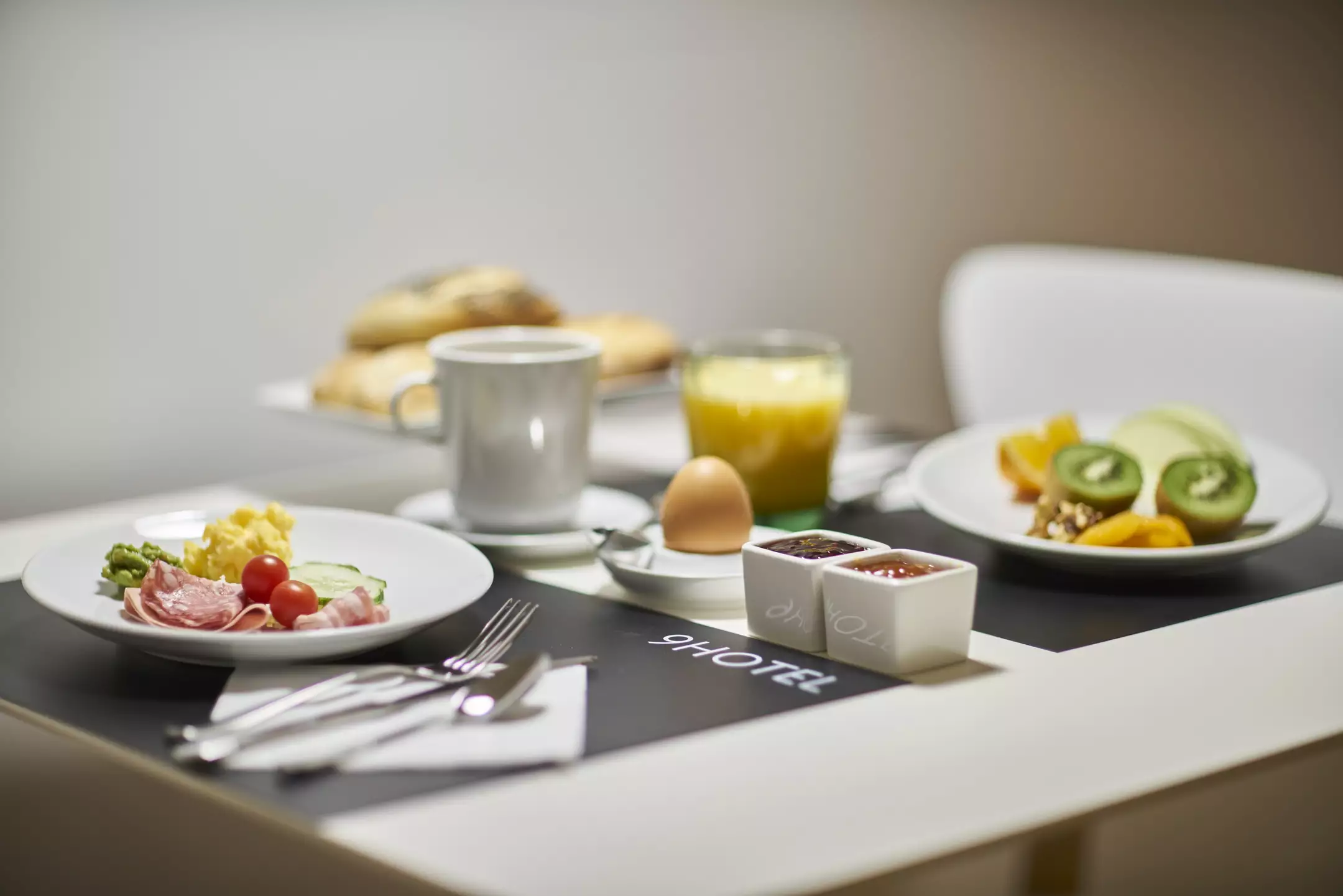 Alibaba https://cdn.alibaba.ir/ostorage/hotel-accommodation-images/6888b047ac13a7ed0d859f2d_Paris-9-Hotel-R-publique-0.webp