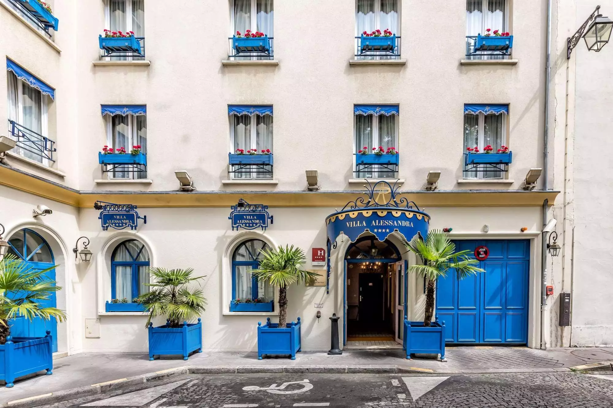 هتل ویلا الساندرا پاریس