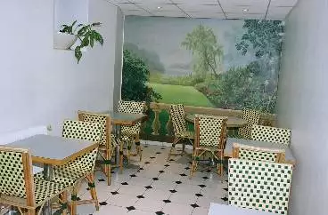 هتل Montparnasse-Alesia پاریس