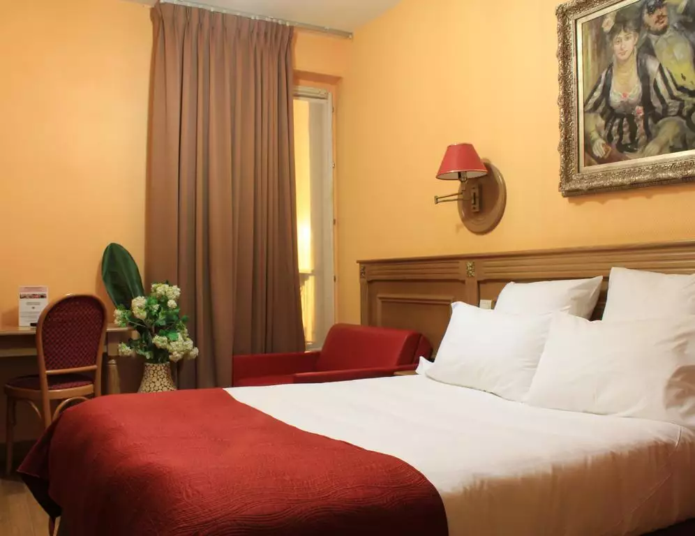 Alibaba https://cdn.alibaba.ir/ostorage/hotel-accommodation-images/6888b31fac13a7ed0d85a4c6_Paris-de-la-Felicite-0.webp