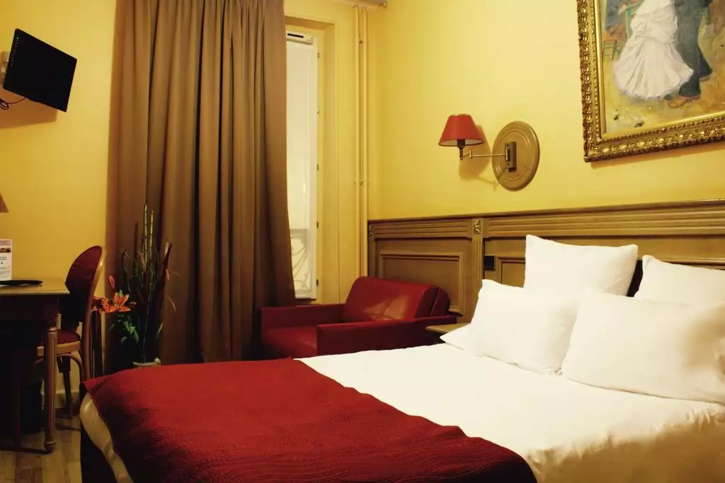 هتل de la Felicite پاریس