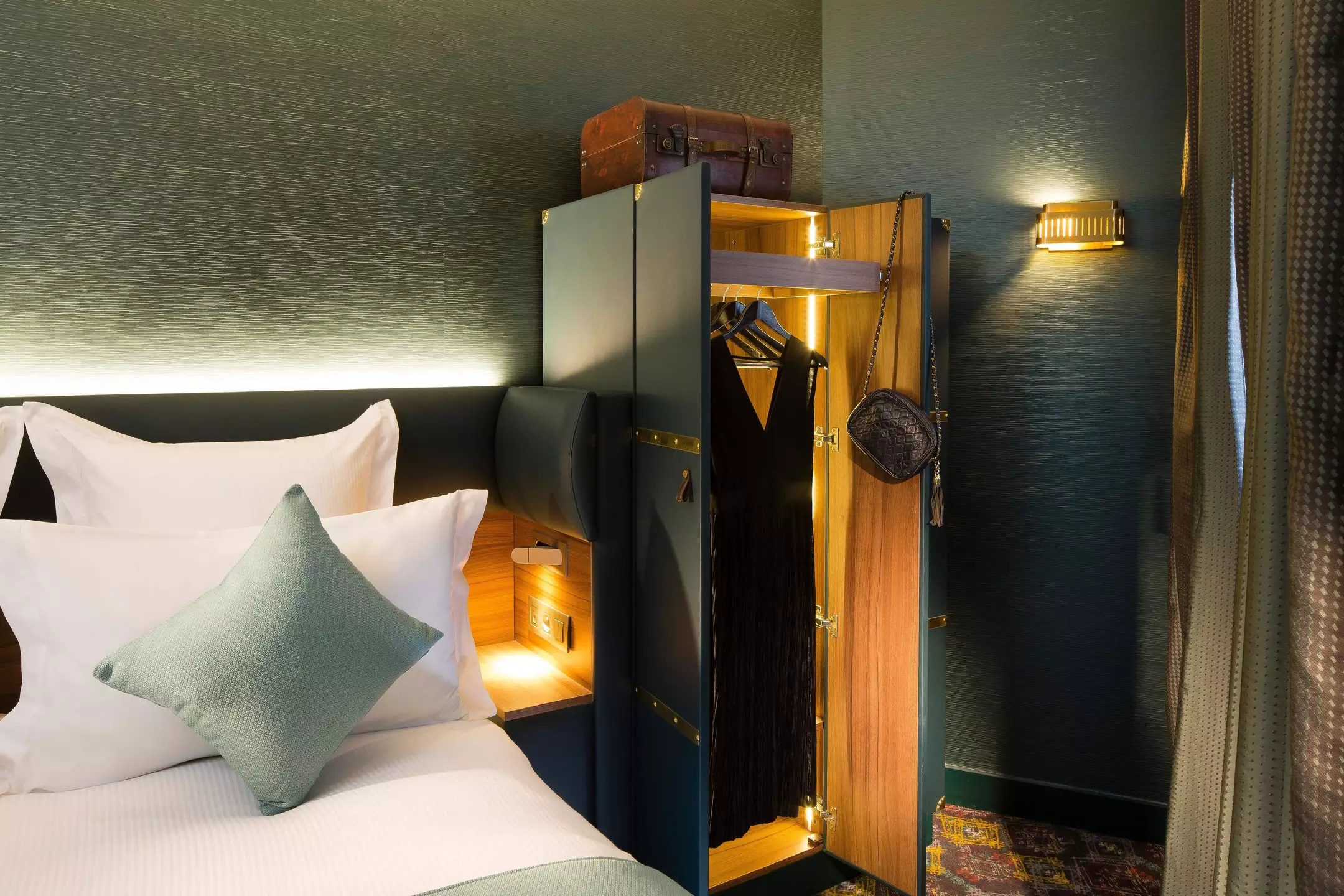 هتل Hotel Whistler پاریس