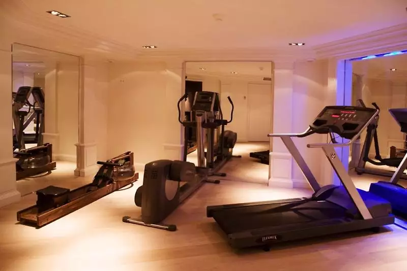 هتل Room Mate Alain Champs Élysées پاریس