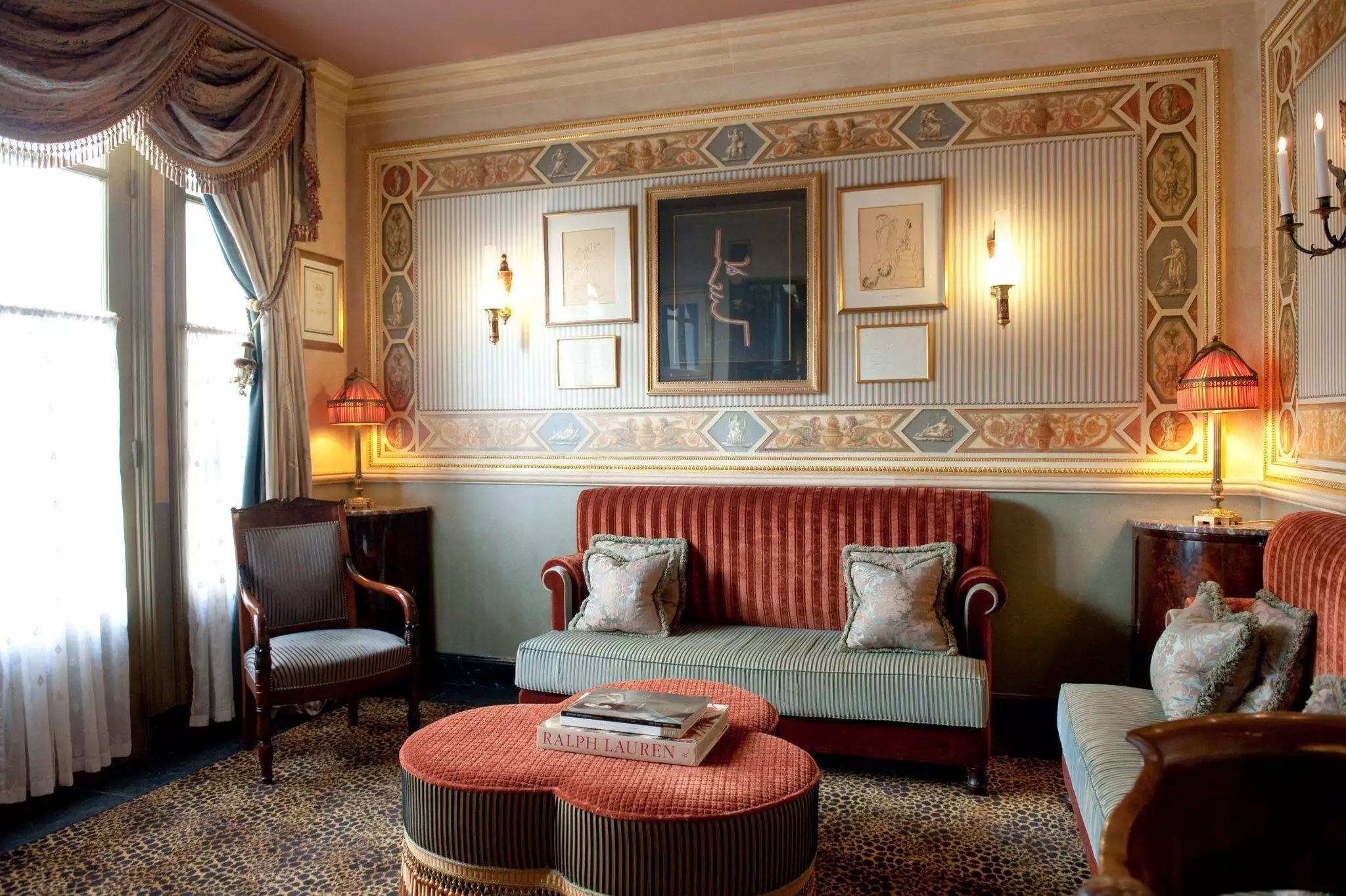 هتل L'Hotel پاریس