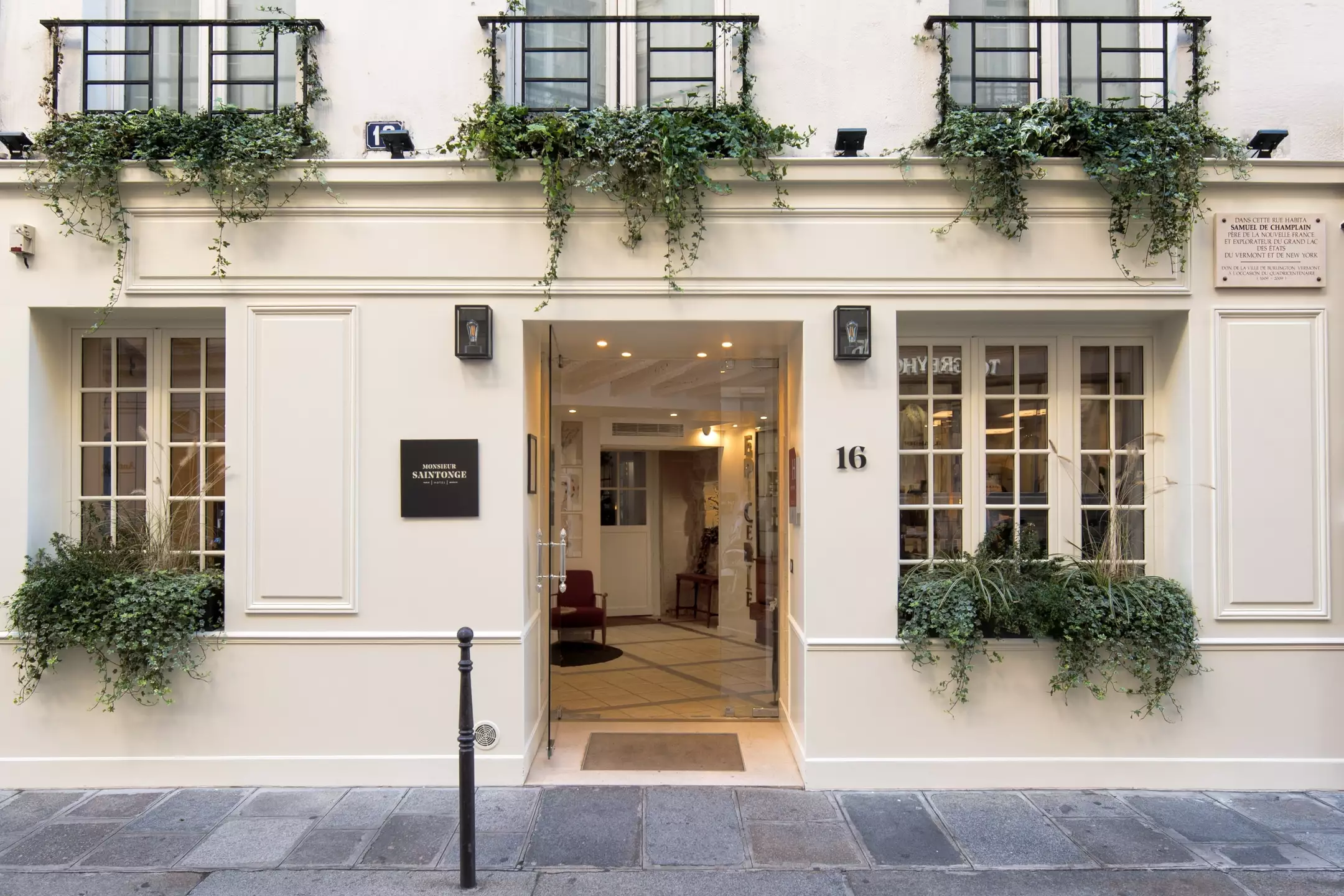 هتل Hôtel Maison Saintonge پاریس