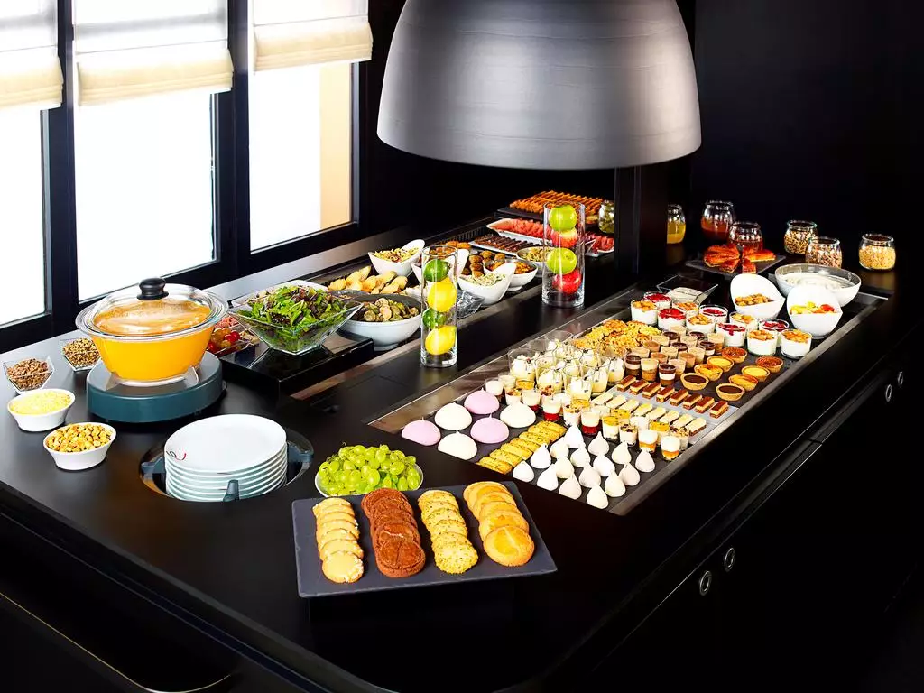 Alibaba https://cdn.alibaba.ir/ostorage/hotel-accommodation-images/6888b55eac13a7ed0d85a8ae_Paris-Campanile-Paris-Ouest--Nanterre--La-D-fense-0.webp