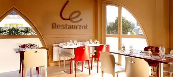 هتل کامپانیل لیوری گارگان پاریس