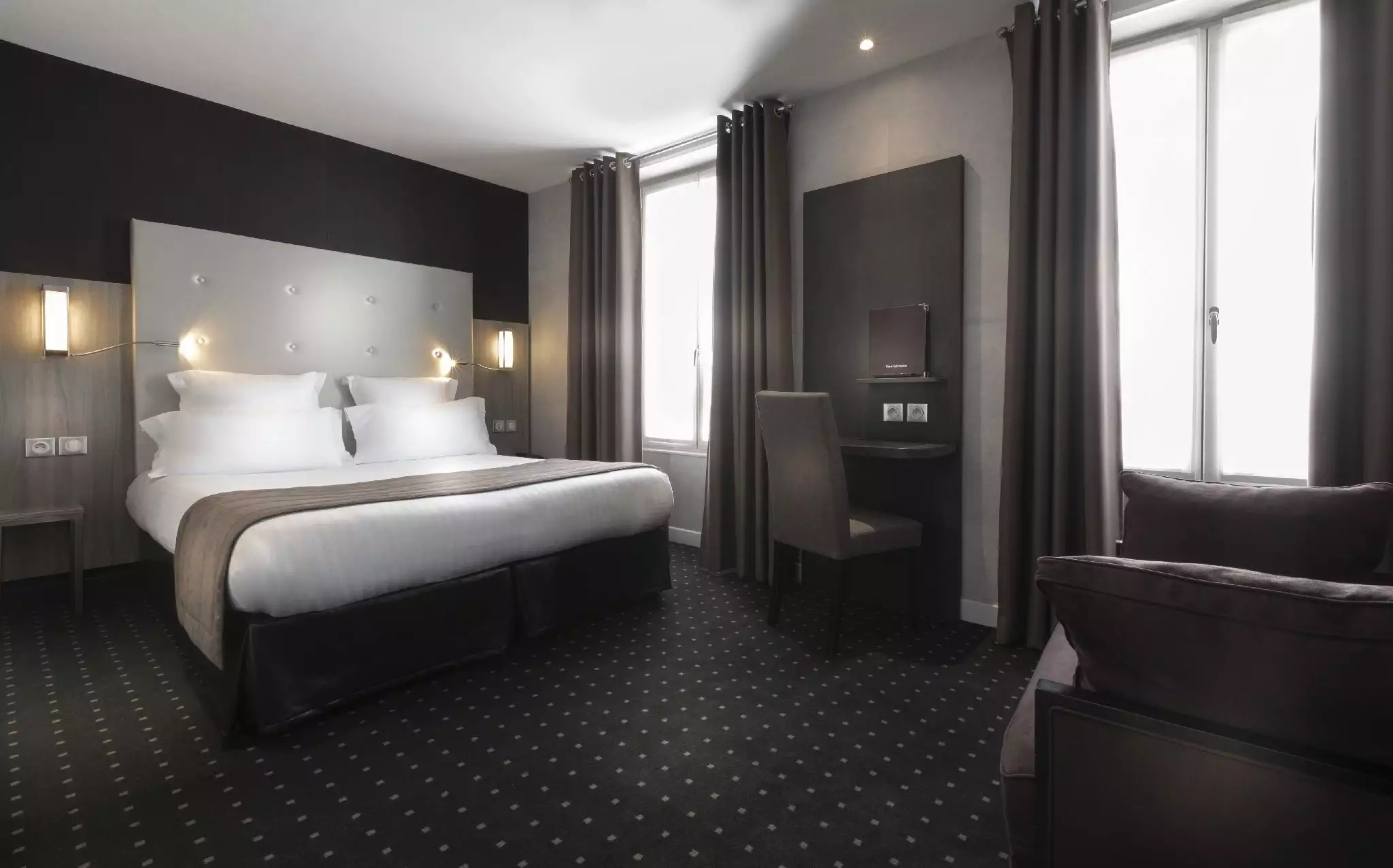 هتل Hôtel de la Paix - Quartier Tour Eiffel پاریس