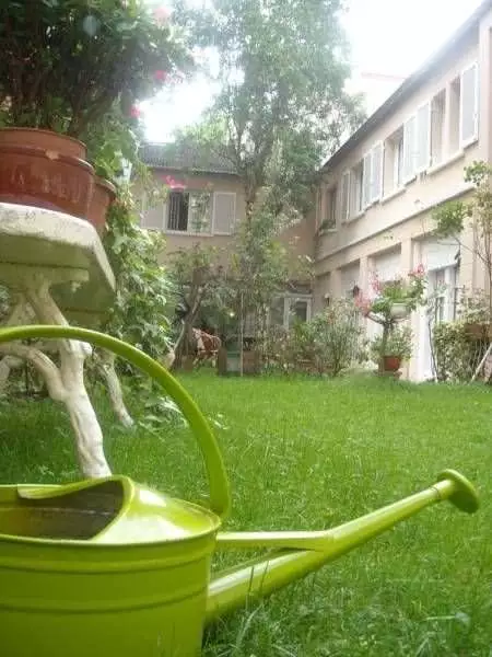 هتل Le Vert Galant پاریس