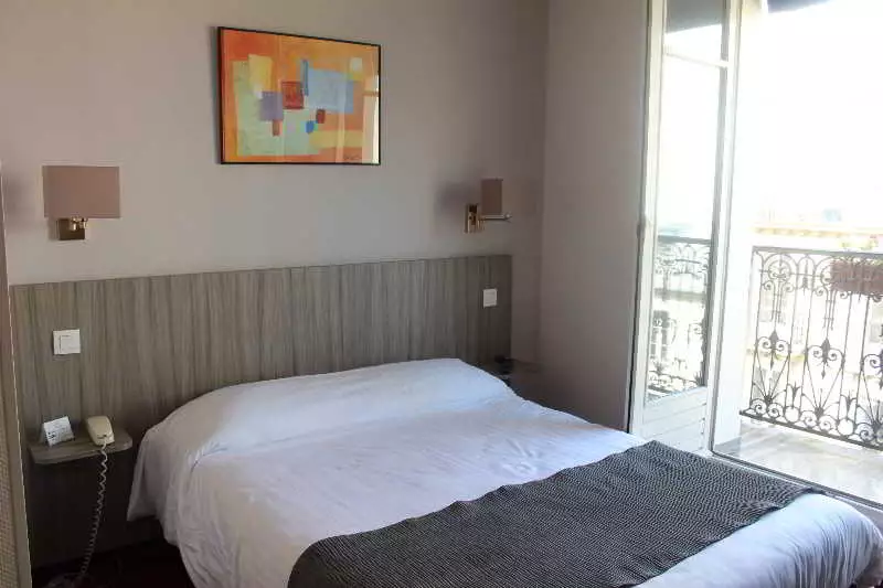 هتل Avia Saphir Montparnasse پاریس