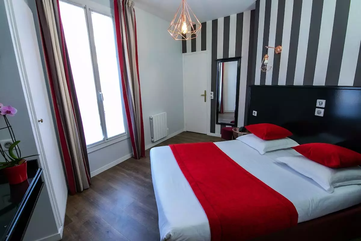 هتل Eiffel Villa Garibaldi پاریس