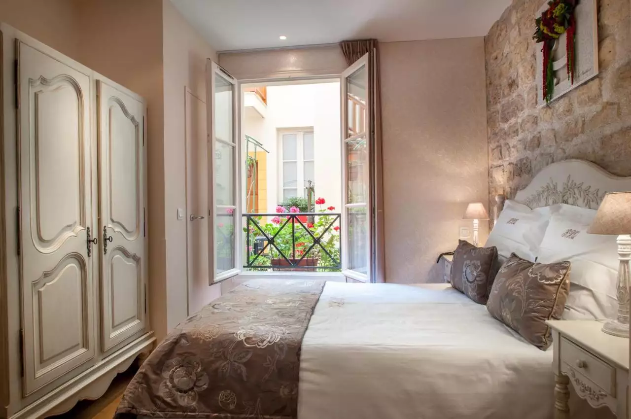 Alibaba https://cdn.alibaba.ir/ostorage/hotel-accommodation-images/6888bb92ac13a7ed0d85b63a_Paris-Residence-Quintinie-Square-0.webp