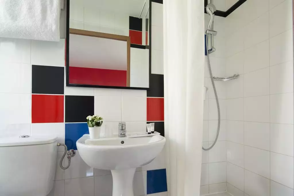 هتل Du Mont Dore پاریس