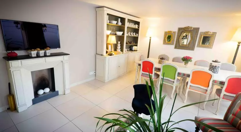 Alibaba https://cdn.alibaba.ir/ostorage/hotel-accommodation-images/6888be0dac13a7ed0d85bc51_Paris-Champerret-Heliopolis-0.webp