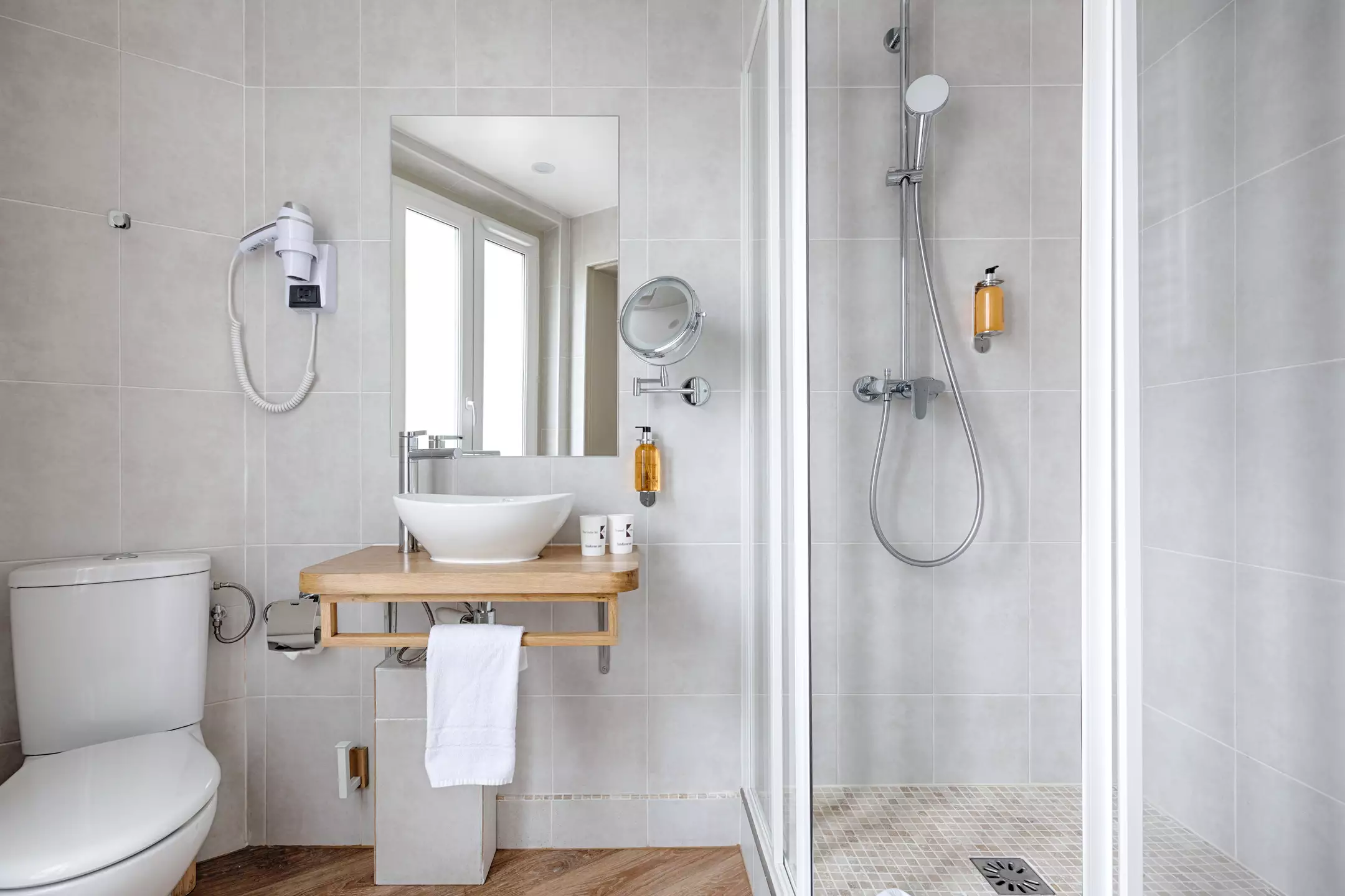 هتل Le Villiers پاریس