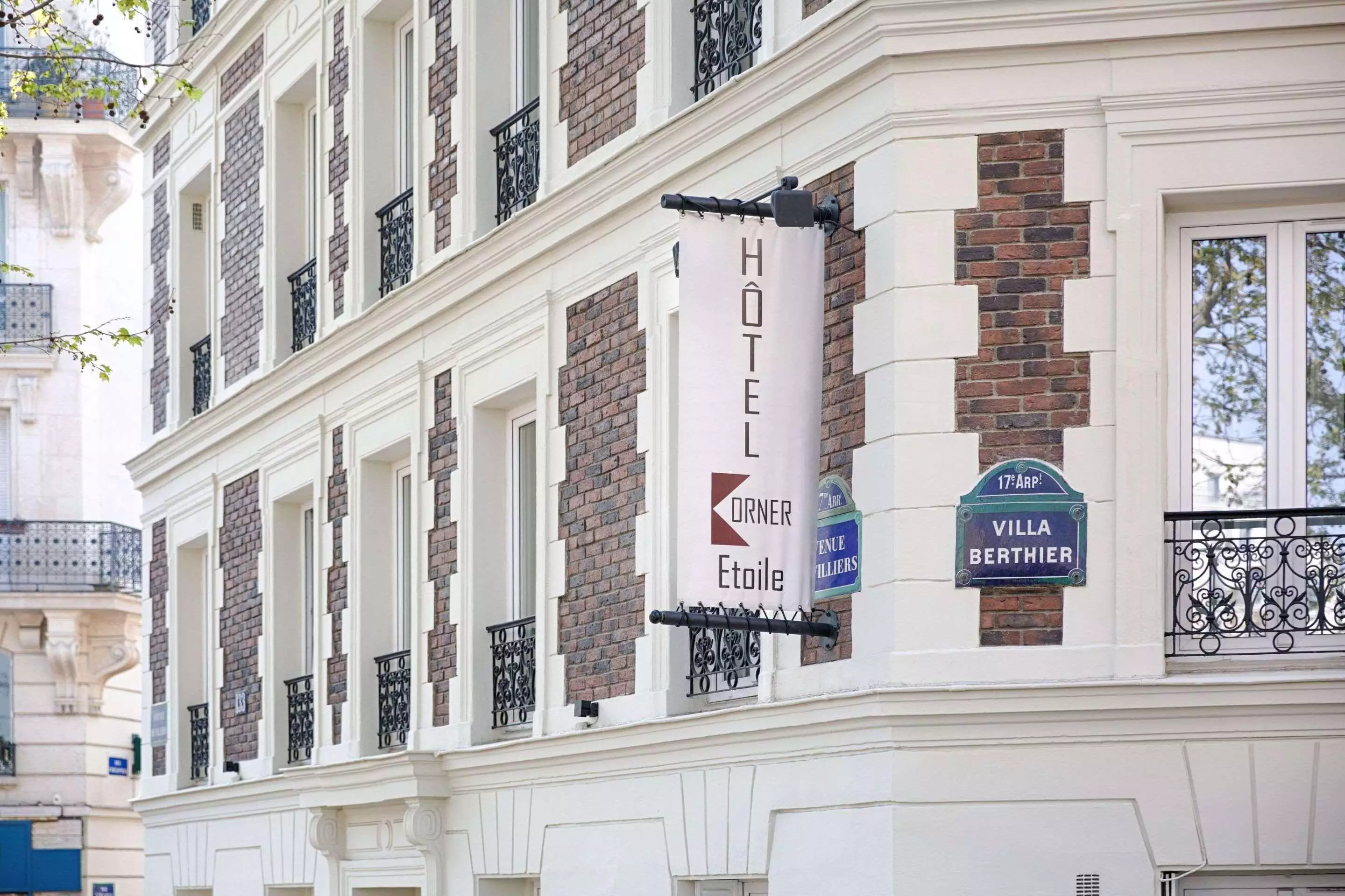 هتل Le Villiers پاریس