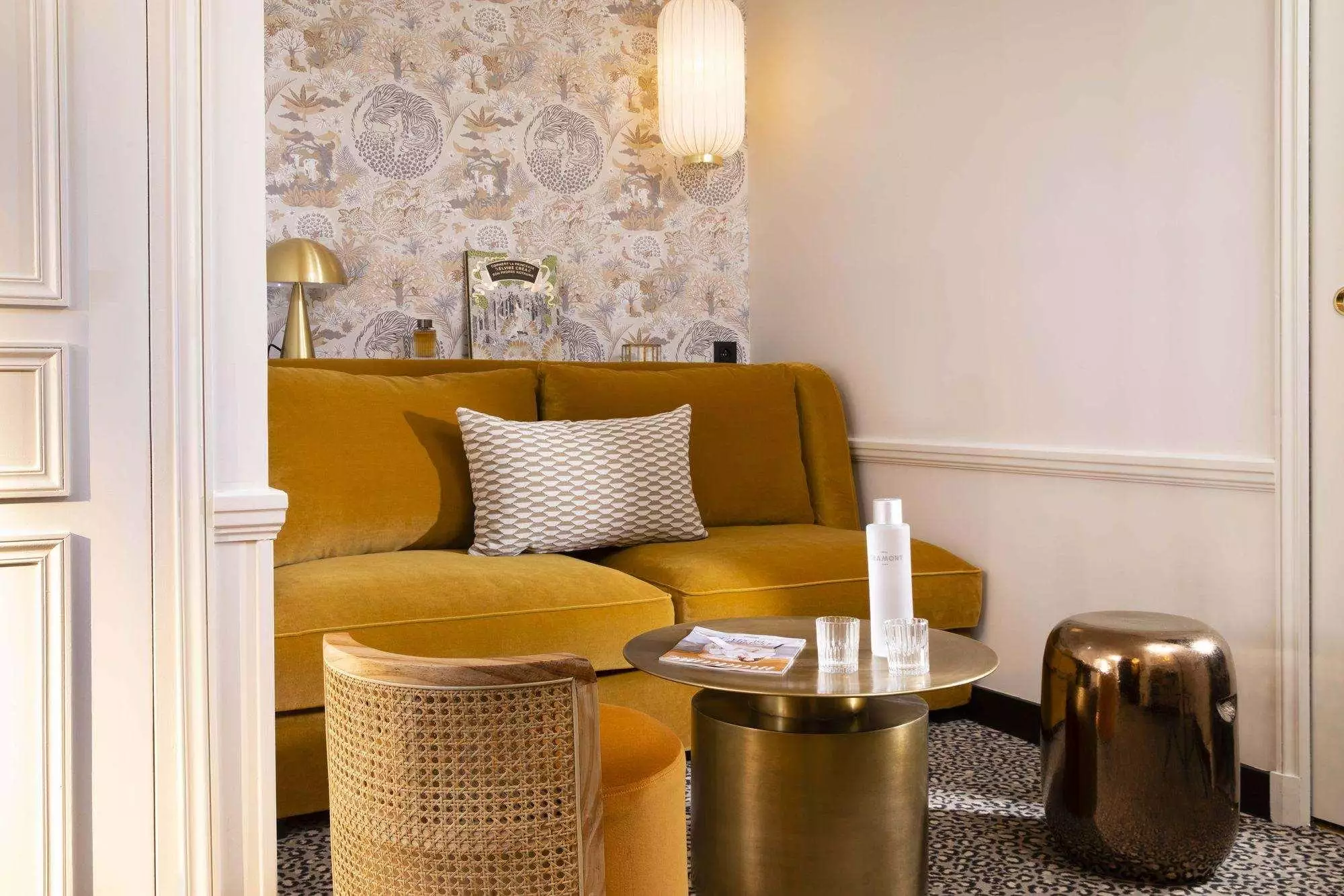 Alibaba https://cdn.alibaba.ir/ostorage/hotel-accommodation-images/6888bfacac13a7ed0d85c042_Paris-Hotel-Gramont-0.webp