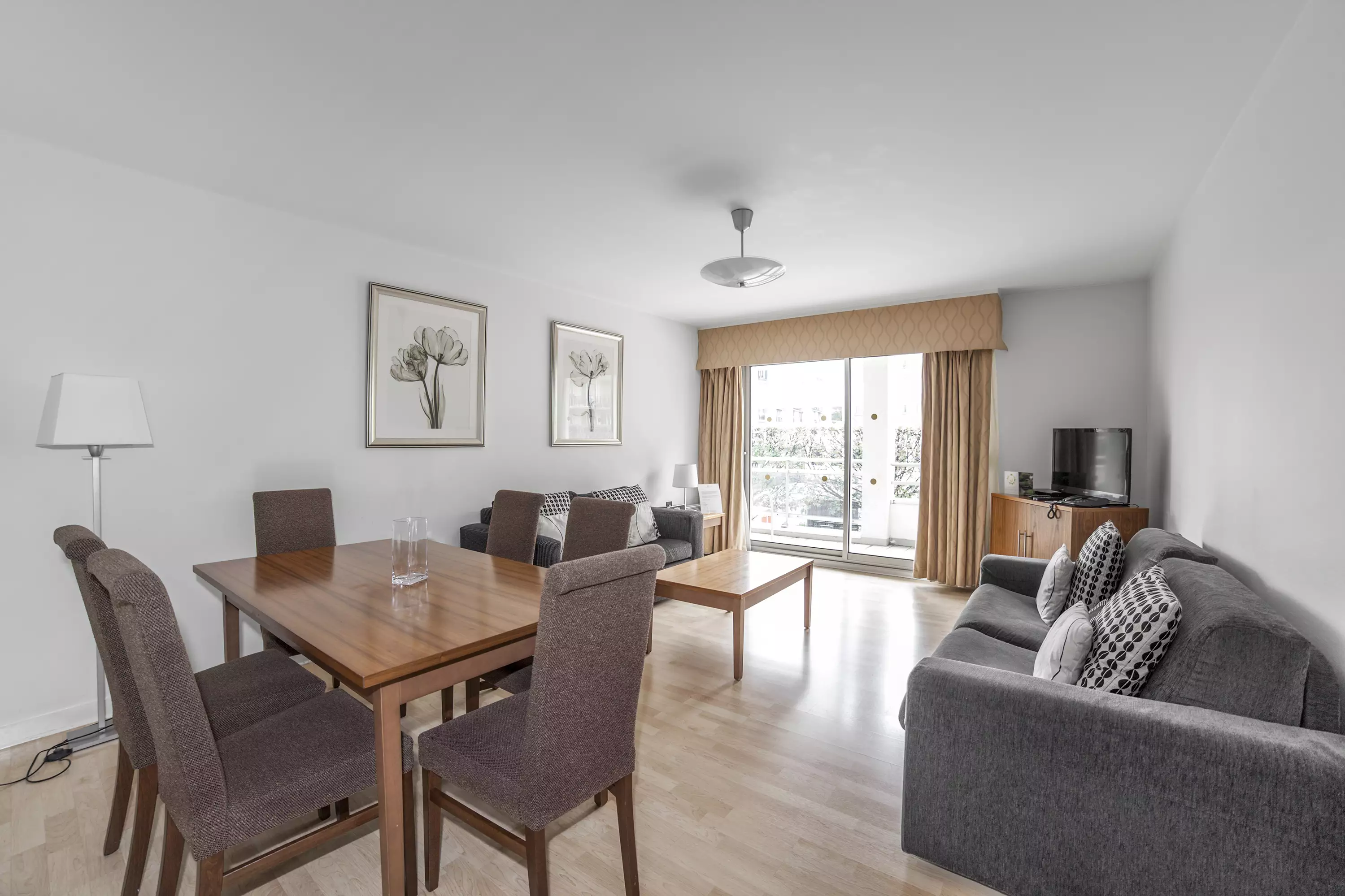 هتل Royal Regency پاریس