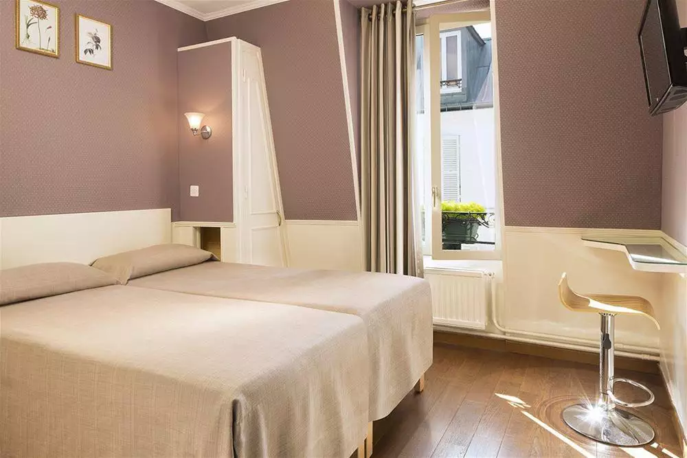 Alibaba https://cdn.alibaba.ir/ostorage/hotel-accommodation-images/6888c0dcac13a7ed0d85c296_Paris-H-tel-de-la-Tour-Eiffel-0.webp