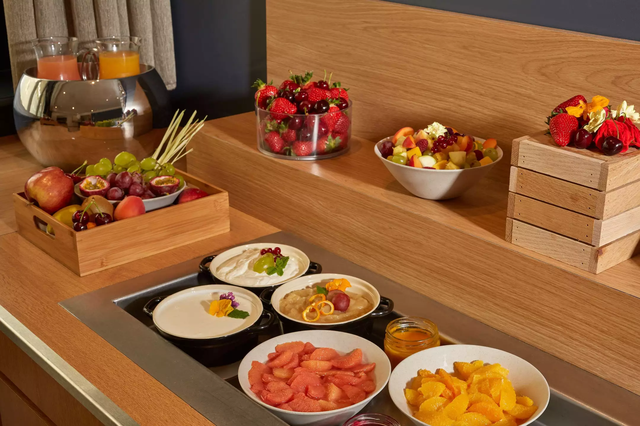 Alibaba https://cdn.alibaba.ir/ostorage/hotel-accommodation-images/6888c133ac13a7ed0d85c37c_Paris-Majestic-Hotel-Spa-Paris-0.webp