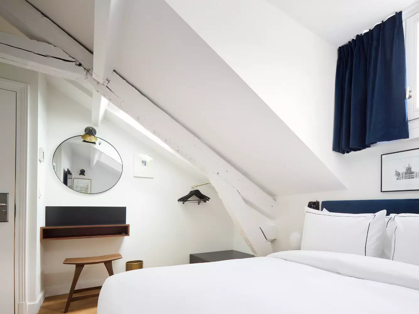 هتل Hôtel Rendez-Vous Batignolles پاریس