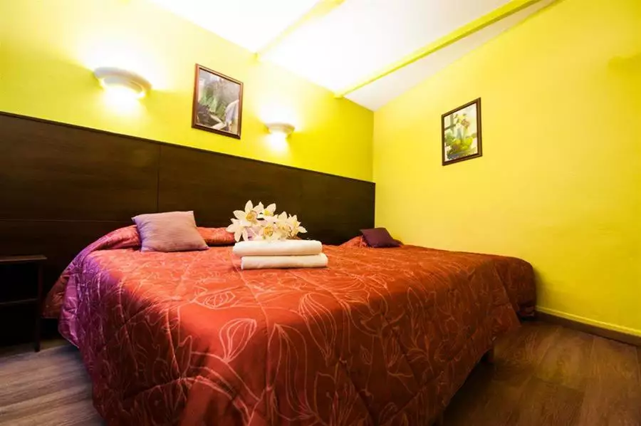 هتل Relais Bergson پاریس