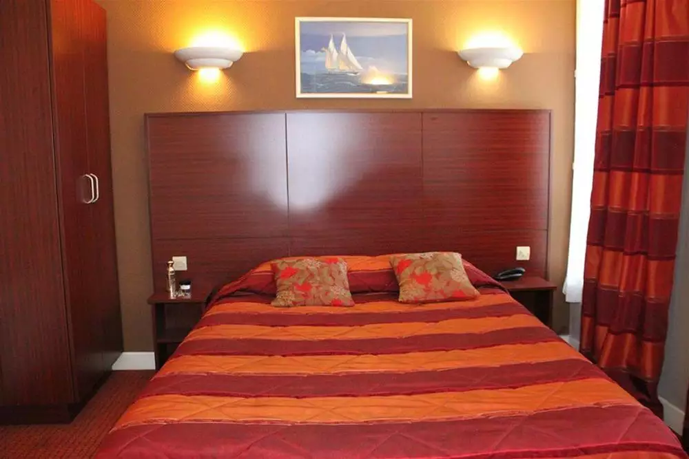 هتل Relais Bergson پاریس