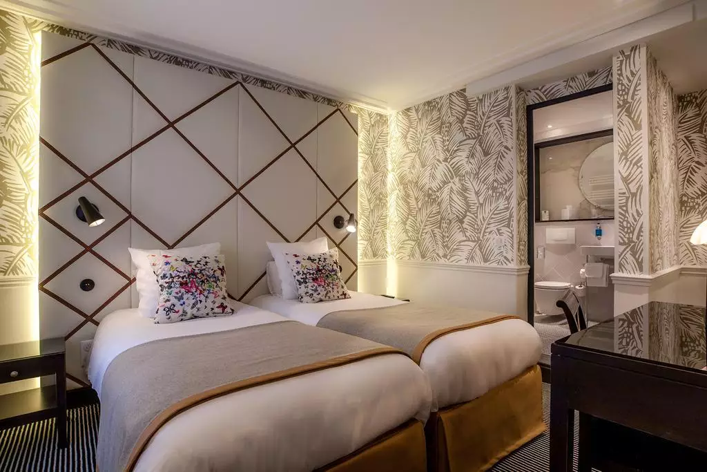 هتل Jardin le Brea پاریس