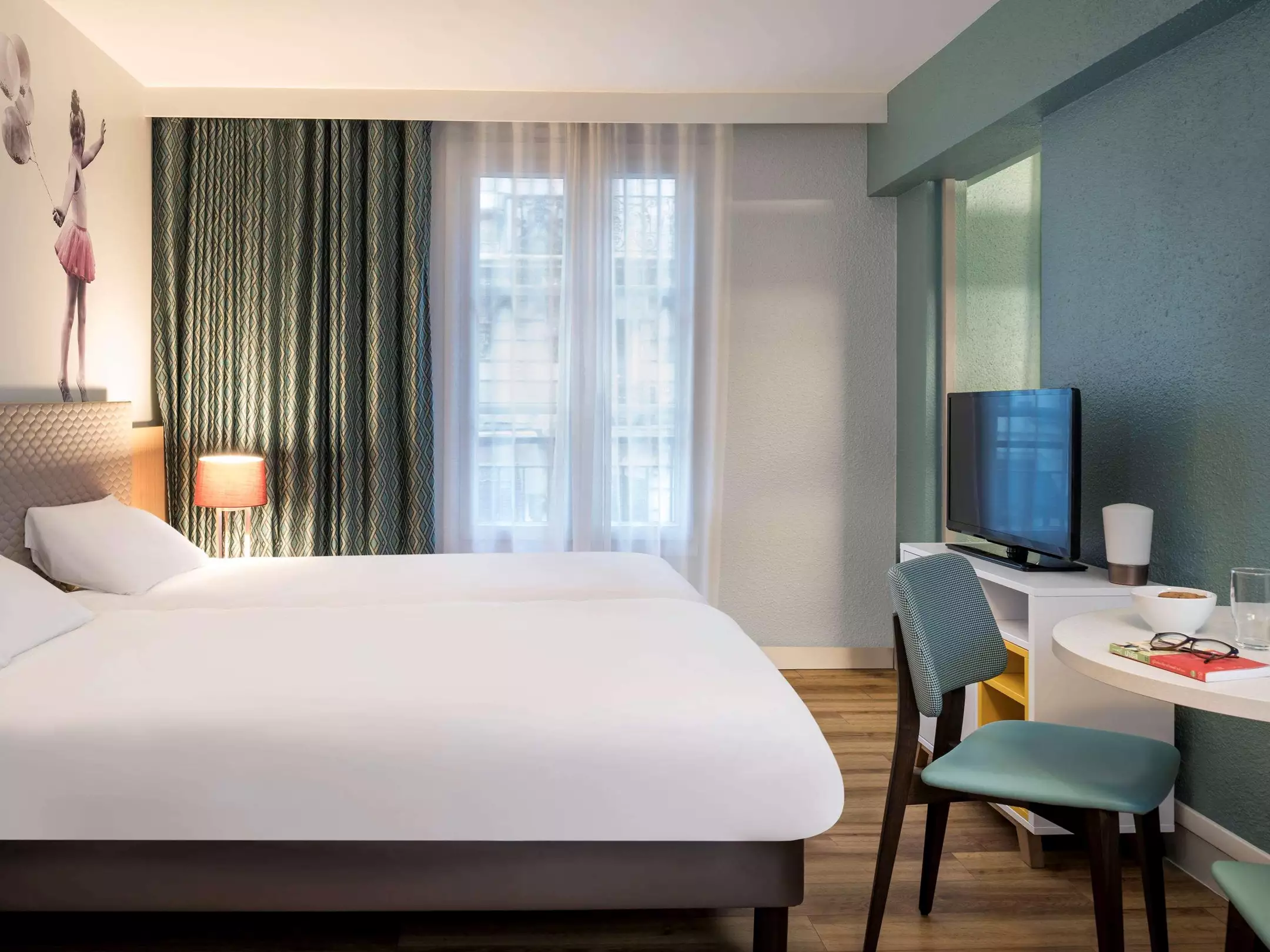 هتل Aparthotel Adagio Paris Montmartre پاریس