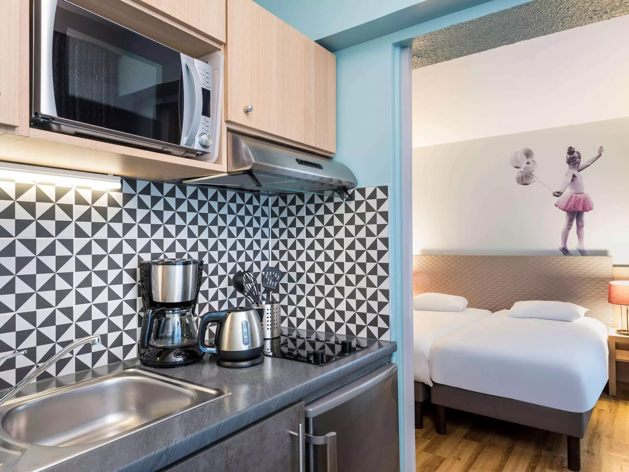 هتل Aparthotel Adagio Paris Montmartre پاریس