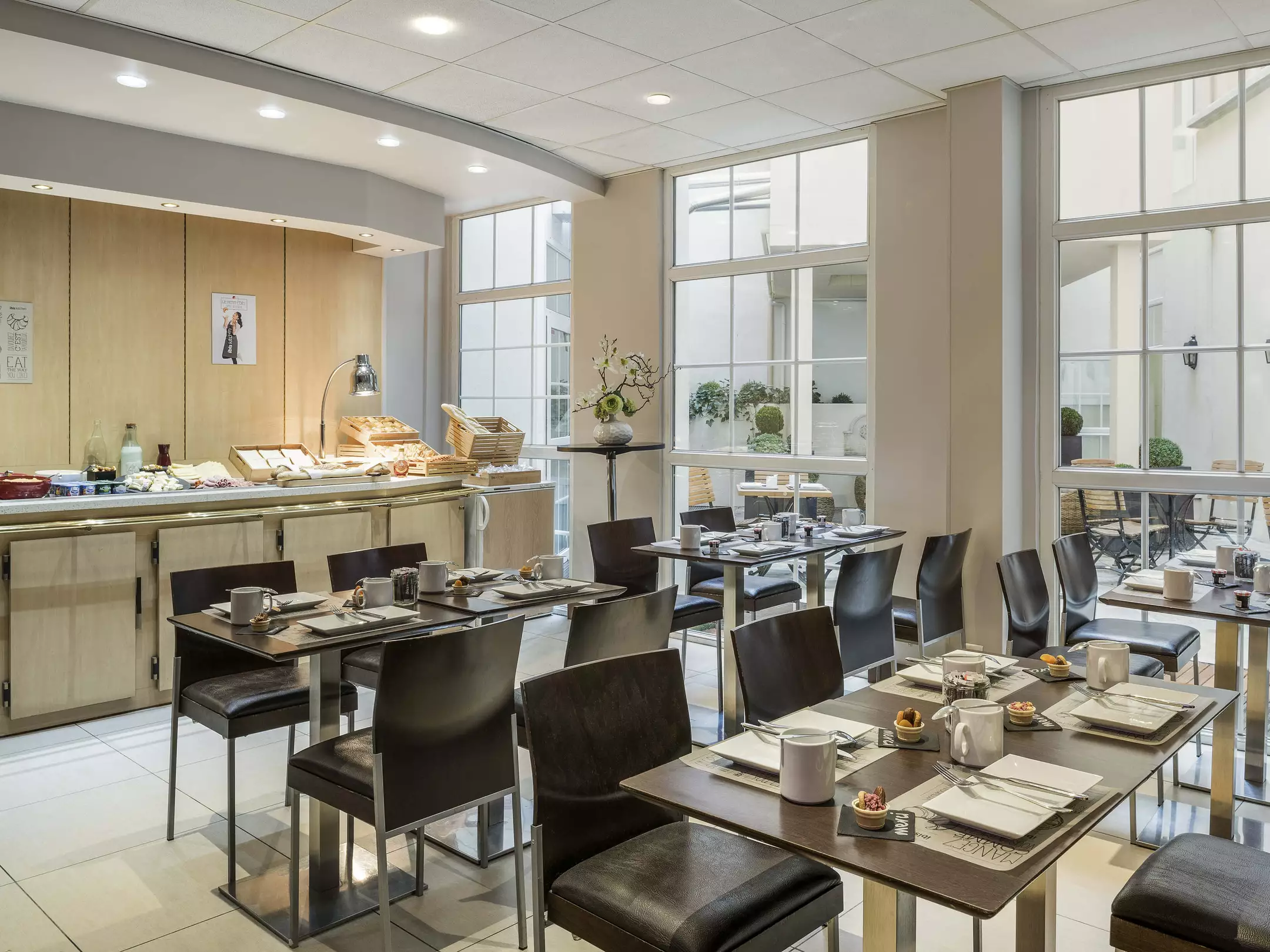 هتل ibis Paris Ornano Montmartre Nord 18ème پاریس