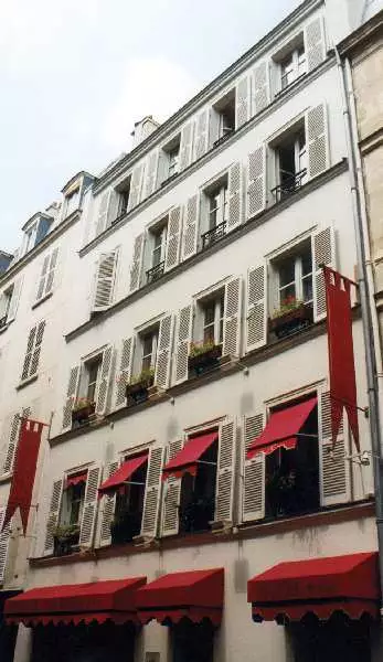 Alibaba https://cdn.alibaba.ir/ostorage/hotel-accommodation-images/6888cb33ac13a7ed0d85d996_Paris-Pavillon-Villiers-Etoile-0.webp