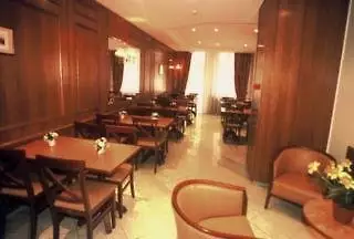 هتل Dadou Paris پاریس