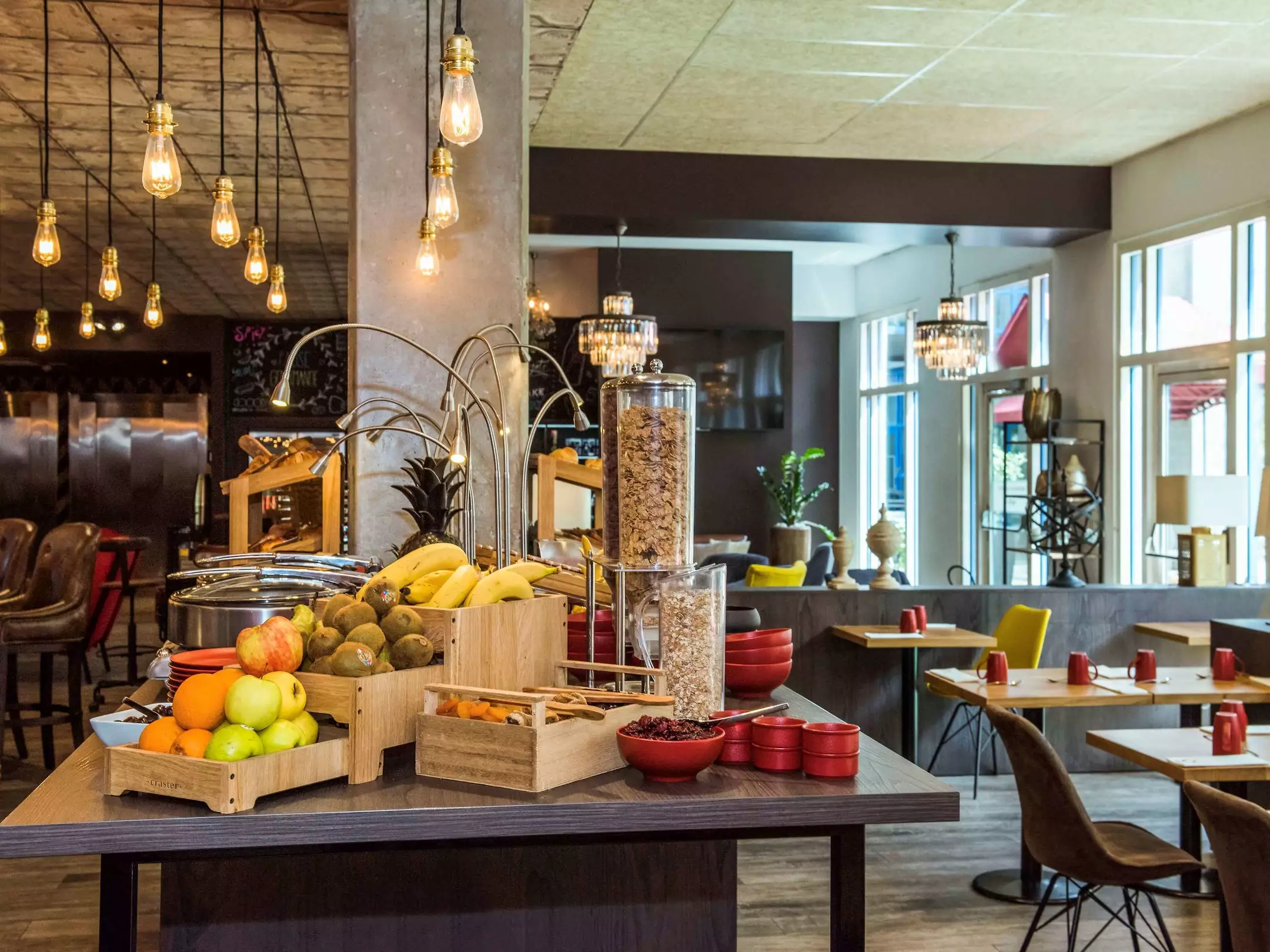 هتل Mercure Paris Porte de Pantin پاریس