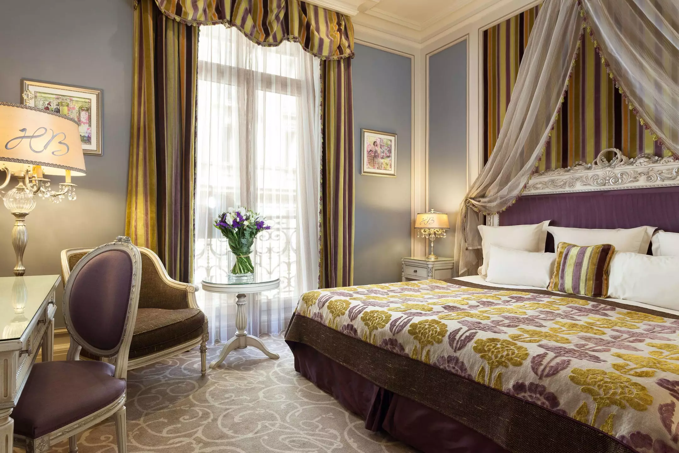 هتل Hotel Balzac پاریس