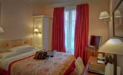 هتل Lenox Montparnasse پاریس