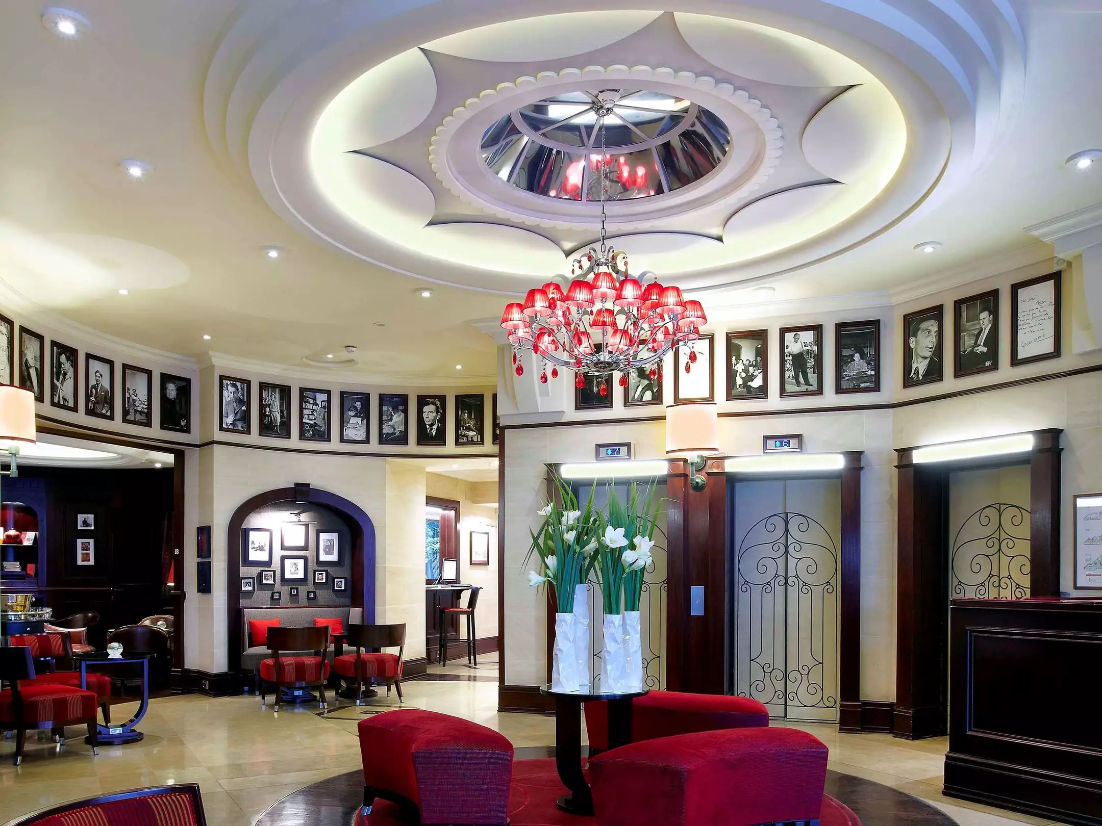 هتل Hotel Pont Royal پاریس